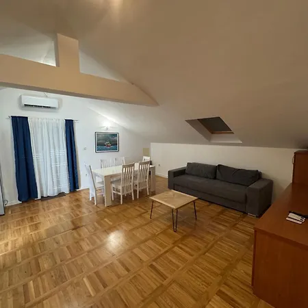 Apartman Mam Vir