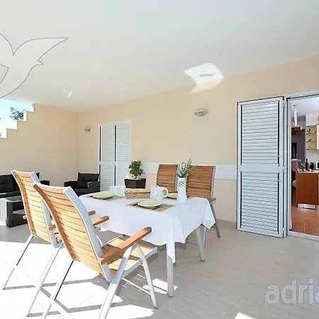 Apartman Mam *