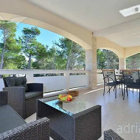 Mam Apartment